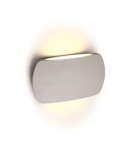 White 2x6W LED wall light, IP54, ideal for both indoor and outdoor
installation.