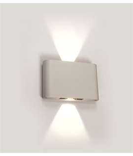 White 2x6W LED wall light with adjustable beam, ideal for both indoor
and outdoor installation.