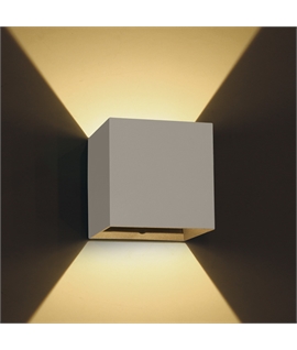 White 2x3W LED wall light, IP54, ideal for both indoor and outdoor
installation.