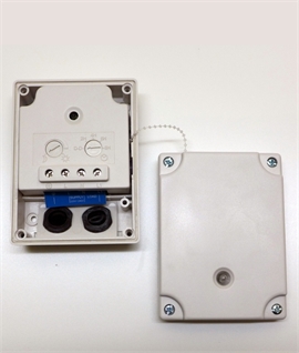 Photoelectric Switch With Timer - Operates Lights When it Gets Dark 